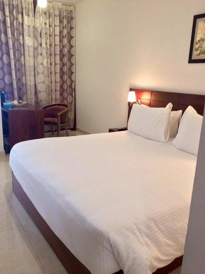 Hotel Bella Riva Kinshasa Exterior photo